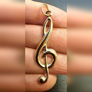💛18k G-clef Pendant
